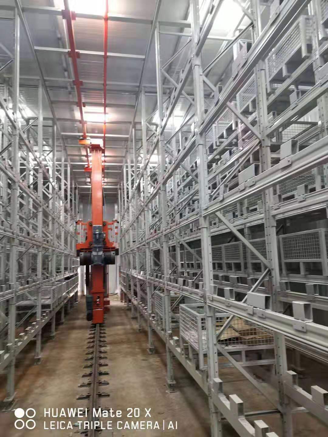 A垂直提升货柜和机器人自动化立体仓库AGV智能分拣线垂直循环车库WMS管理系统