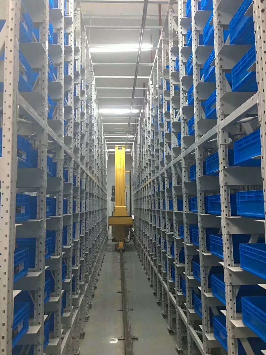 1A工业机器人和AGV垂直提升货柜自动化立体仓库智能分拣线智能药房