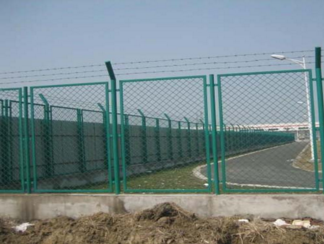 公路护栏网厂家直供成都公路护栏网供应商公路护栏网厂家