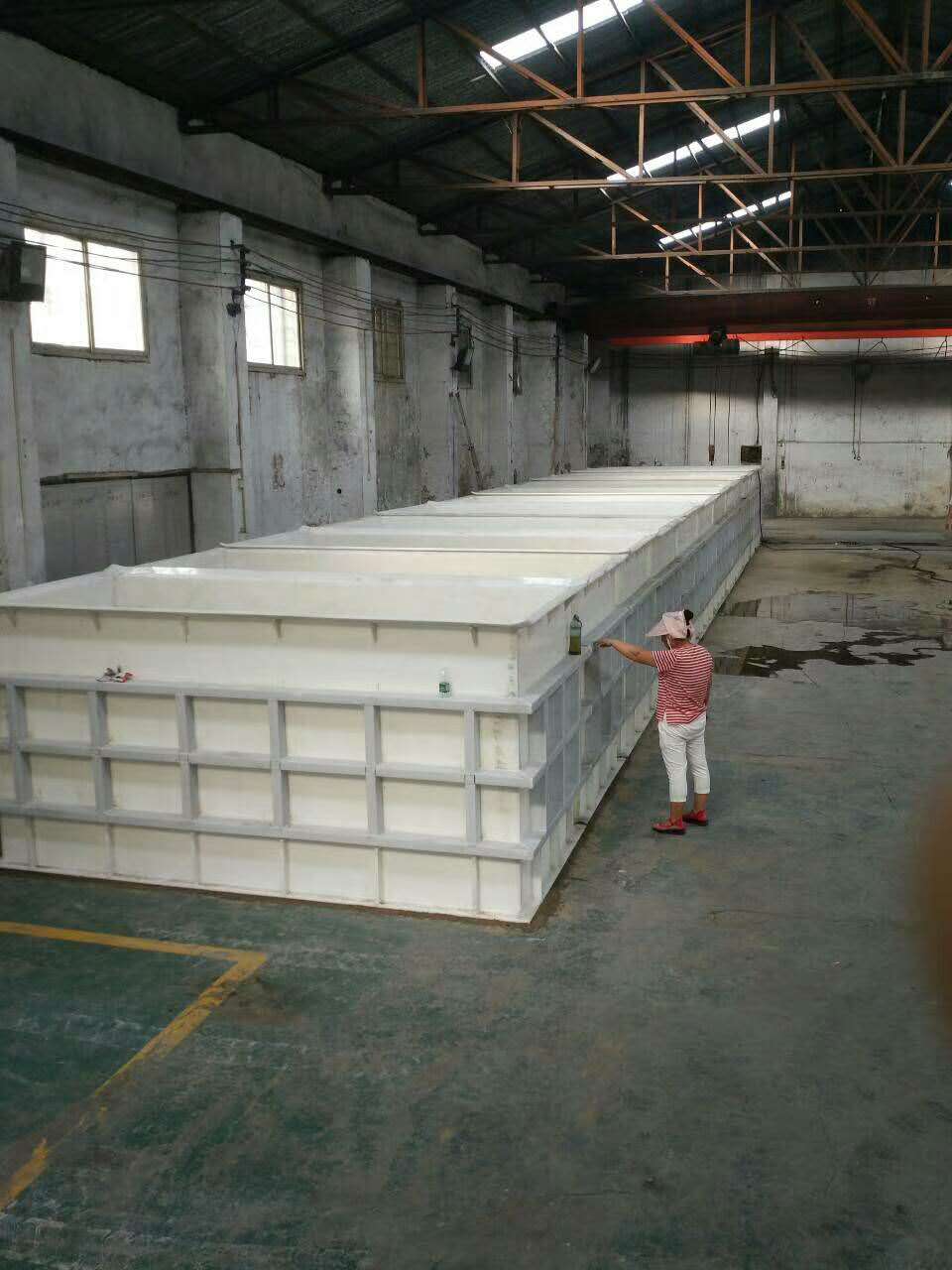 河南郑州众鑫生产厂家电镀槽电解槽氧化槽镀锌槽